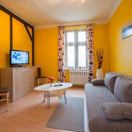 Hotel Knoepel Висмар Экстерьер фото