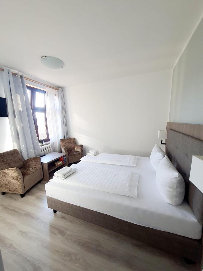 Hotel Knoepel Висмар Экстерьер фото