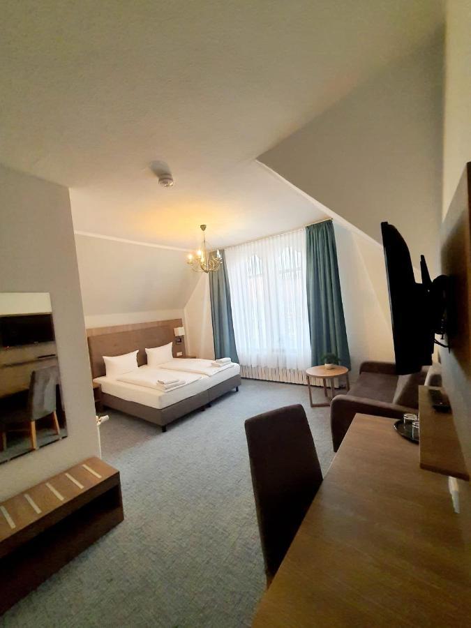 Hotel Knoepel Висмар Экстерьер фото