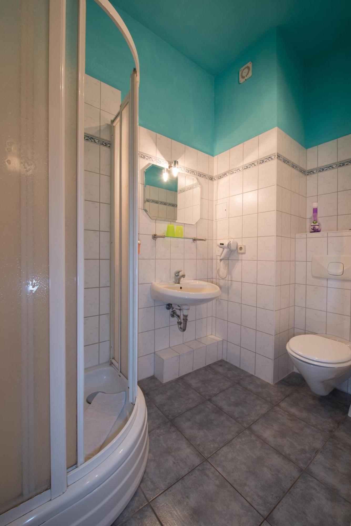 Hotel Knoepel Висмар Экстерьер фото
