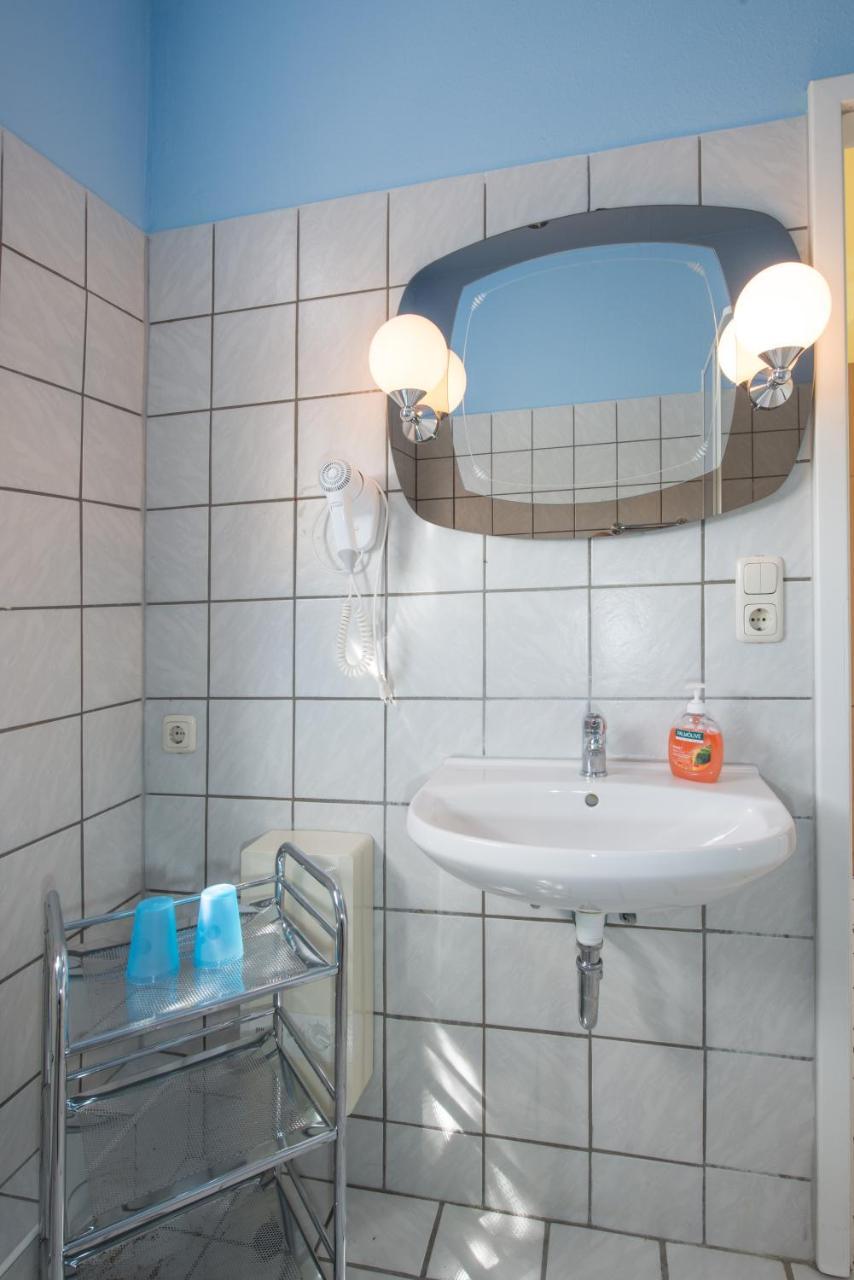 Hotel Knoepel Висмар Экстерьер фото