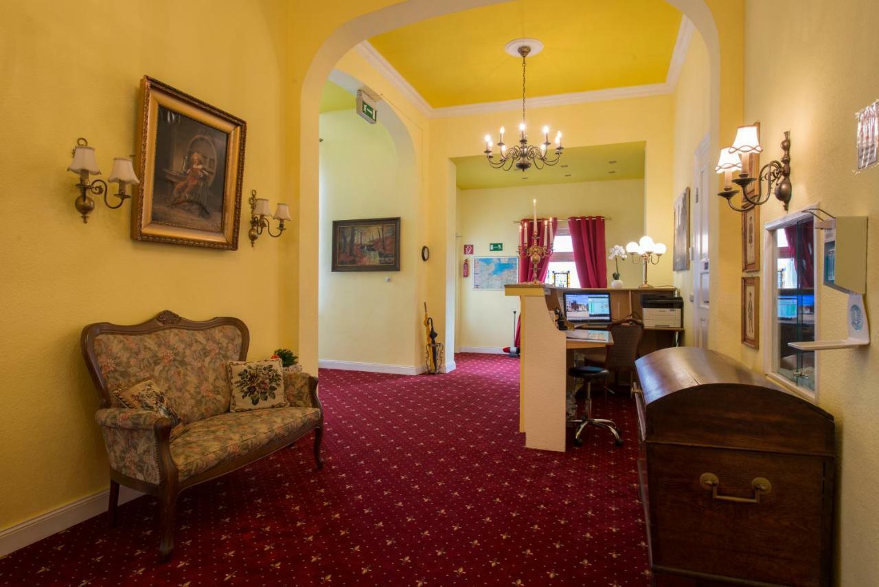 Hotel Knoepel Висмар Экстерьер фото